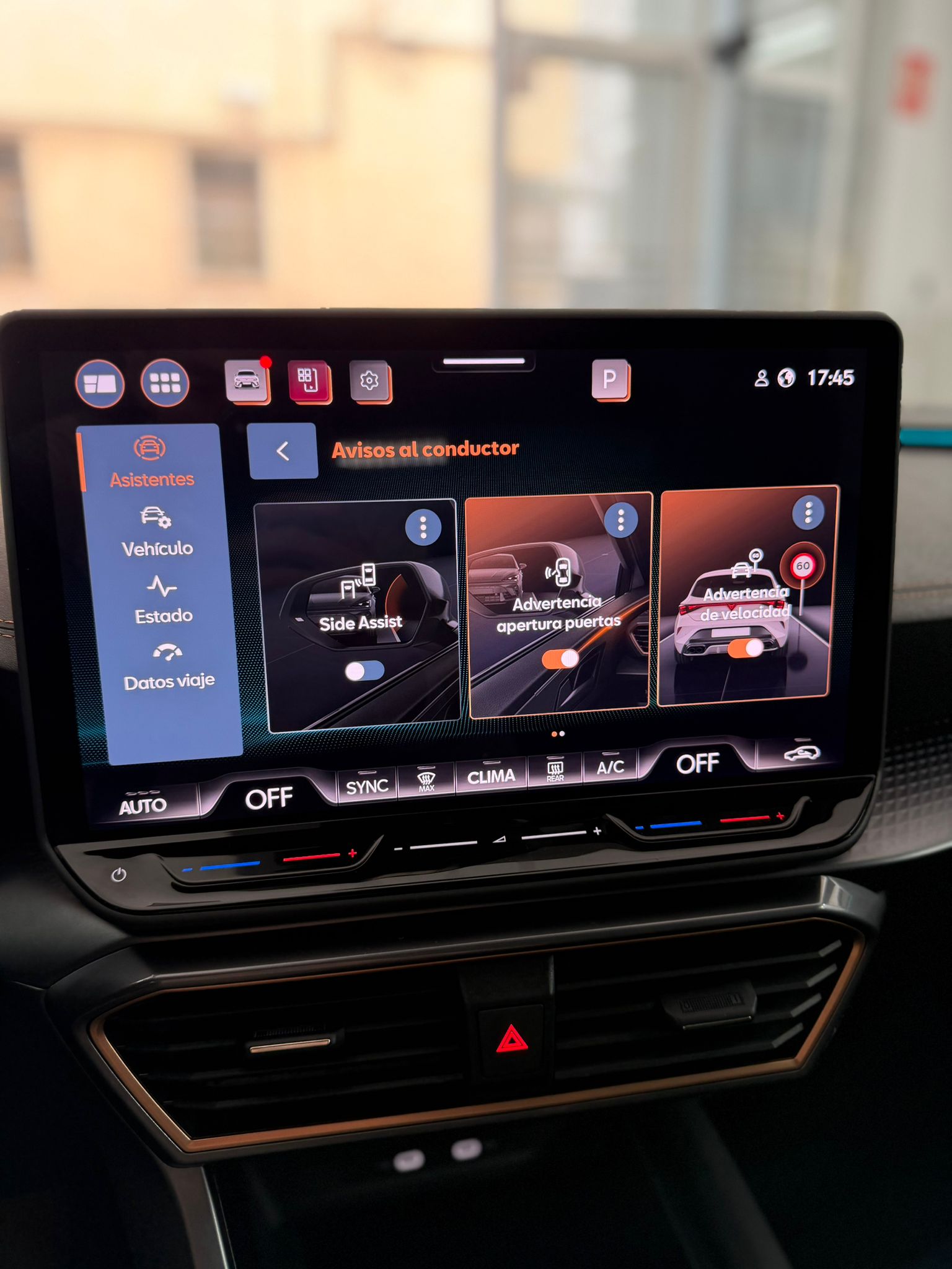 CUPRA LEÓN 1.5 TSI 150CV 2024 - Imagen 22