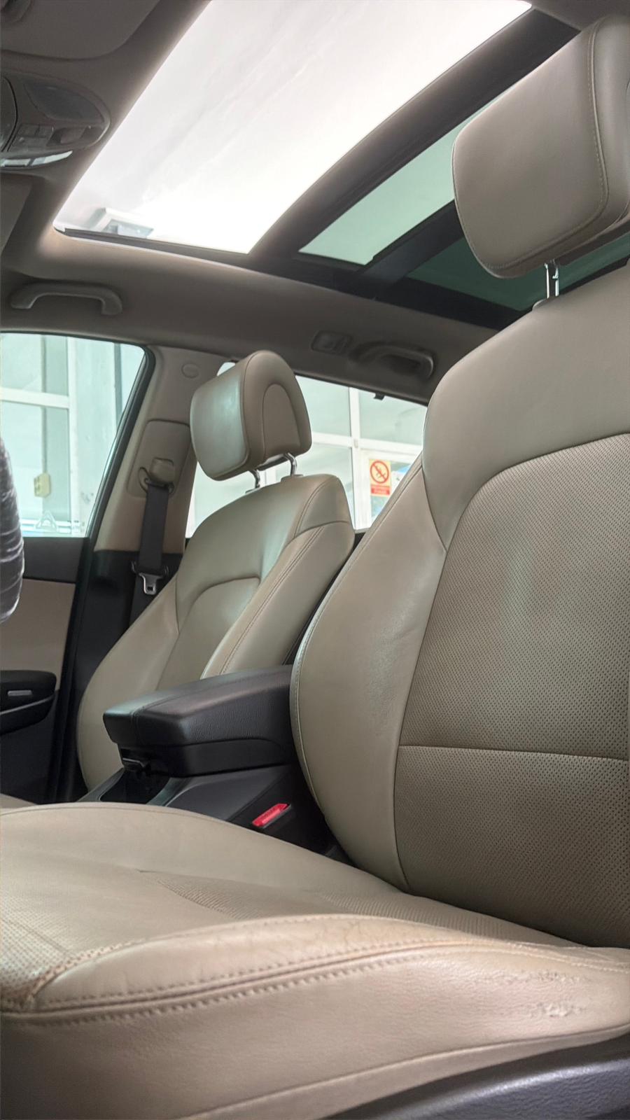 HYUNDAI SANTA FE 2.2 CRDI TECNO 200CV 4X4 7PLAZAS - Imagen 28